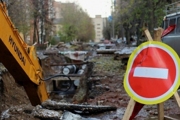 Фотография к новости: Центральную улицу перекрыли в Астане из-за аварийных работ