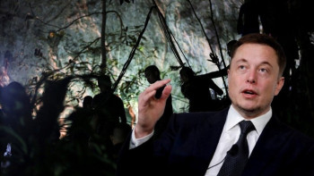 Фотография к новости: Маск тестирует субмарину для спасения детей из пещеры в Тайланде   