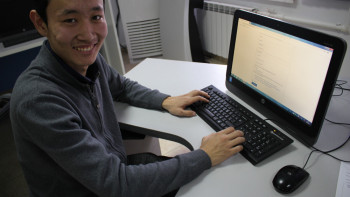 Фотография к новости: Студент из Актобе открыл уникальное производство из резины