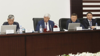 Фотография к новости: Нельзя работать спустя рукава - аким Алматинской области дал указания подчинённым