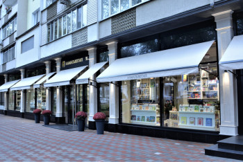 Фотография к новости: Дом книги нового формата открылся в Алматы