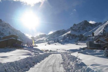 Фотография к новости: Доступ к Шымбулаку закрыли из-за опасности схода лавин