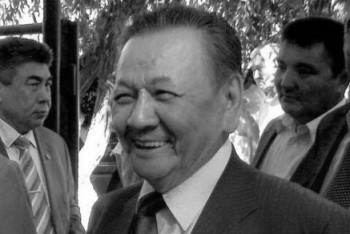 Фотография к новости: Назарбаев выразил соболезнования в связи со смертью Узакбая Караманова