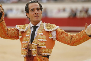 Фотография к новости: Впервые за 100 лет во Франции скончался раненный во время корриды матадор