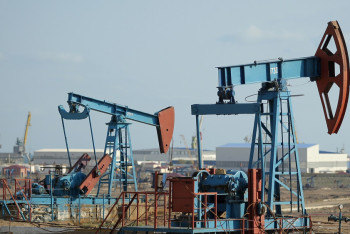 Фотография к новости: Мировые цены на нефть снижаются