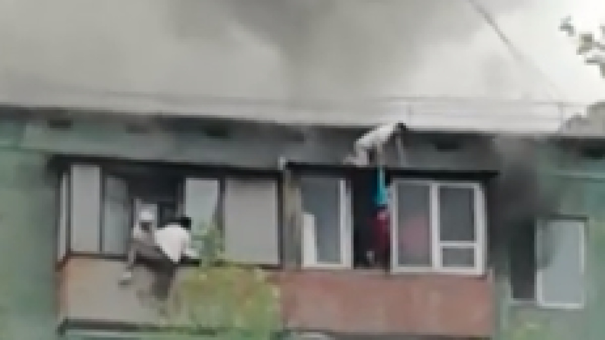  скрин с видеокадра