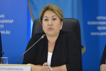 Фотография к новости: Вице-министр образования РК прокомментировала ситуацию с нечитающими книги учителями