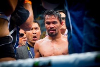 Фотография к новости: Пакьяо требует WBO вернуть ему титул чемпиона мира 