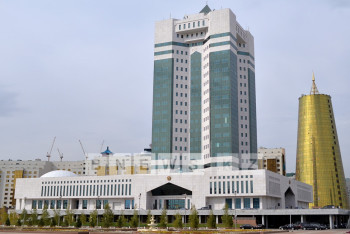 Фотография к новости: Случаи отказа экстрадиции иностранцев на родину обсудили в Мажилисе