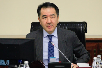 Фотография к новости: Сагинтаев отчитал председателя «Правительства для граждан»: Раньше надо было людей предупреждать