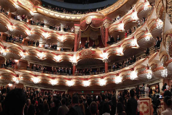 Фотография к новости: Нурсултан Назарбаев посетил премьеру оперы «Кыз Жибек»