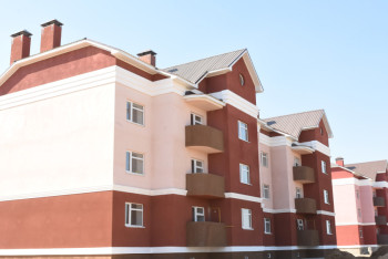 Фотография к новости: В Актобе показали первые дома, построенные по программе «Нұрлы жер» 