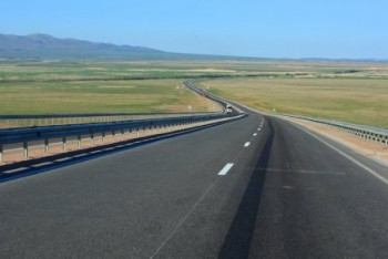 Фотография к новости: Казахстанский участок коридора «Западная Европа - Западный Китай» откроют до конца года