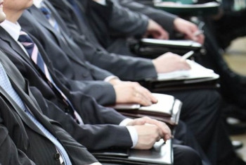 Фотография к новости: Почему большинство госслужащих провалили тесты при отборе в корпус А