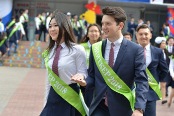 Фотография к новости: Старшеклассники Алматинской области отказались от "помпезных" выпускных 