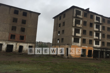 Фотография к новости: Восстановление поселка Карагайлы взял на контроль аким Карагандинской области