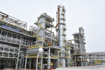 Фотография к новости: Шымкентский НПЗ начал производить бензин стандарта Евро-4 и Евро-5