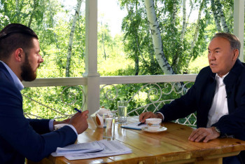 Фотография к новости: Нурсултан Назарбаев дал интервью телеканалу «Россия 24»