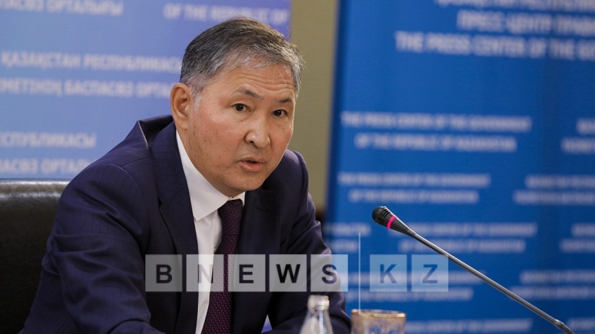  Арман Мухатов