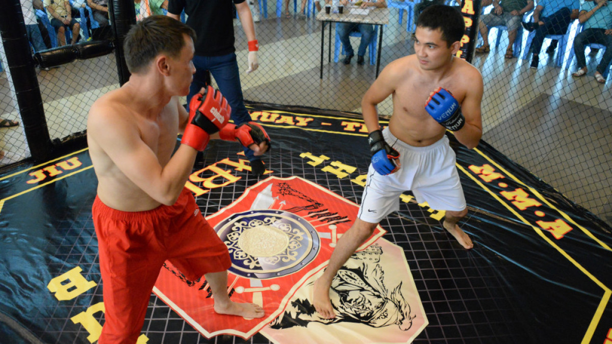  Дархан Умырзаков