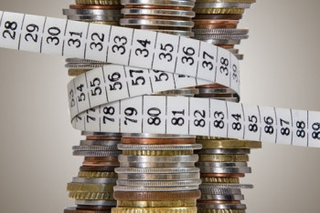 Фотография к новости: Чиновники из Кызылординской области будут экономить на загранпоездках и мебели