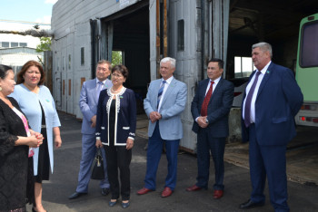 Фотография к новости: Мажилисмены встретились с трудовыми коллективами в Кокшетау