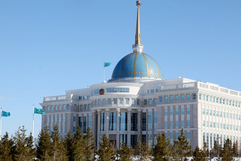 Фотография к новости: Нурсултан Назарбаев направил телеграмму поздравления Гурбангулы Бердымухамедову 