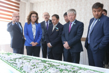 Фотография к новости: Текущую обстановку на казахстанско-китайской границе проинспектировали сенаторы