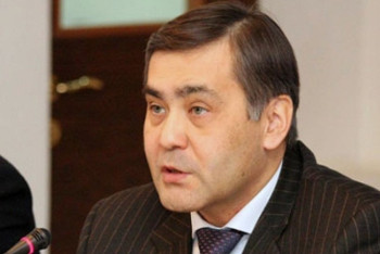 Фотография к новости: Министр по делам религий пожертвовал свой оклад священнослужителям