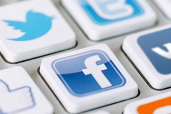 Фотография к новости: Власти Германии будут строго наказывать соцсети за фейковые новости