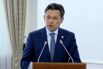 Фотография к новости: Повышения зарплат депутатам не будет - министр финансов