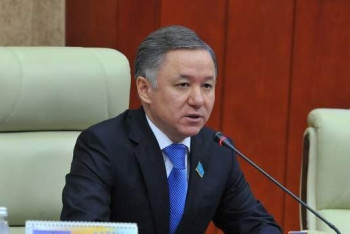 Фотография к новости: Нурлан Нигматулин прибыл с официальным визитом в Беларусь