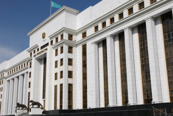 Фотография к новости: Генпрокуратура РК начнет избавляться от лишней работы и людей