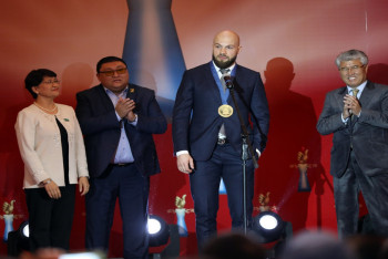 Фотография к новости: Кто стал «Народным любимцем - 2016»? (ФОТО)