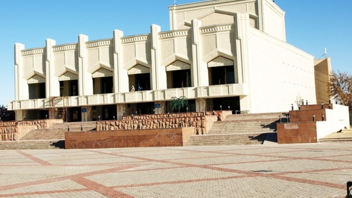  из свободных источников 