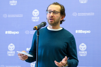 Фотография к новости: Каким должен быть мужчина-благотворитель, рассказал Константин Хабенский