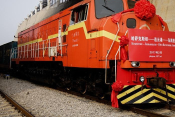 Фотография к новости: Первую партию казахстанской пшеницы отправили по трансграничному коридору 