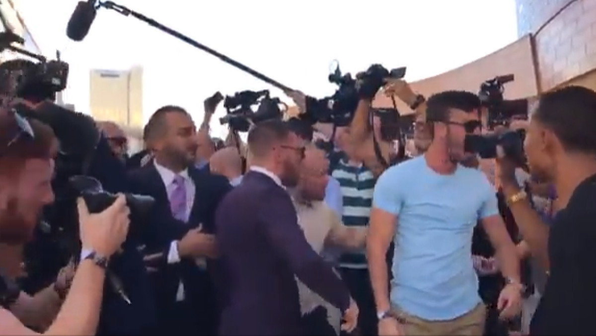  скрин с видео ren.tv