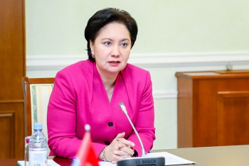 Фотография к новости: Г.Абдыкаликова провела встречу с генеральным комиссаром ООН на выставке ЭКСПО-2017