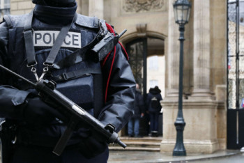 Фотография к новости: В парижском метро произошел взрыв