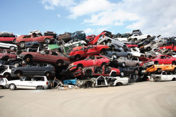 Фотография к новости: Казахстанцы сдали на утилизацию около 6 тысяч старых автомобилей