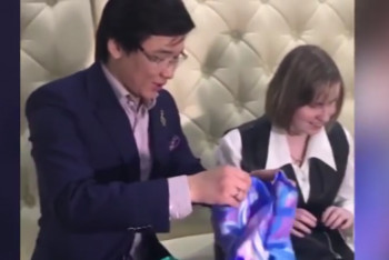 Фотография к новости: Москвичка выучила казахский язык из-за песен Кайрата Нуртаса