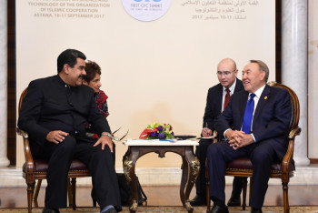 Фотография к новости: Нурсултан Назарбаев провел встречу с Президентом Венесуэлы