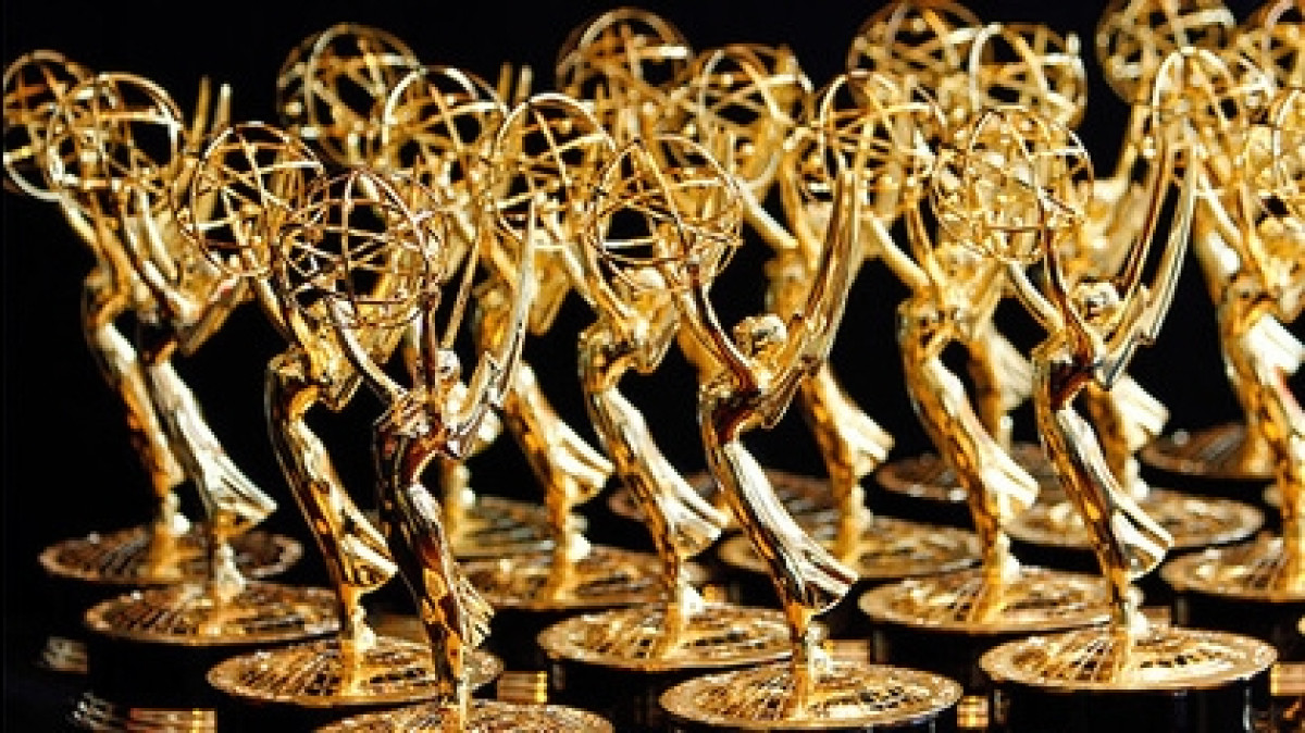  Danny Moloshok / Reuters