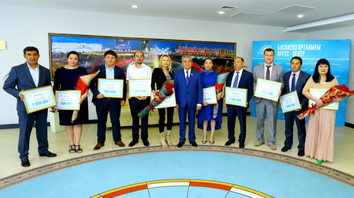  пресс-служба партии «Нұр Отан»