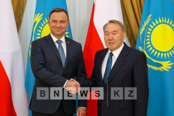 Фотография к новости: Назарбаев предложил Президенту Польши оптимистичнее смотреть на развитие отношений  