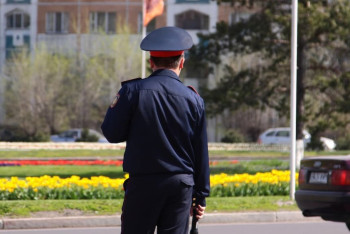 Фотография к новости: Карагандинского полицейского привлекли к ответственности за утерю принтера для штрафов 