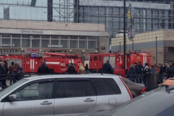 Фотография к новости: В метро Санкт-Петербурга произошел взрыв – источник