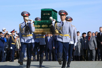 Фотография к новости: Останки Кейки батыра торжественно захоронили в Костанайской области