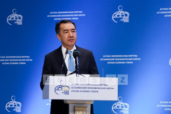 Фотография к новости: Миллиард долларов тратит Казахстан на получение консультаций - Сагинтаев